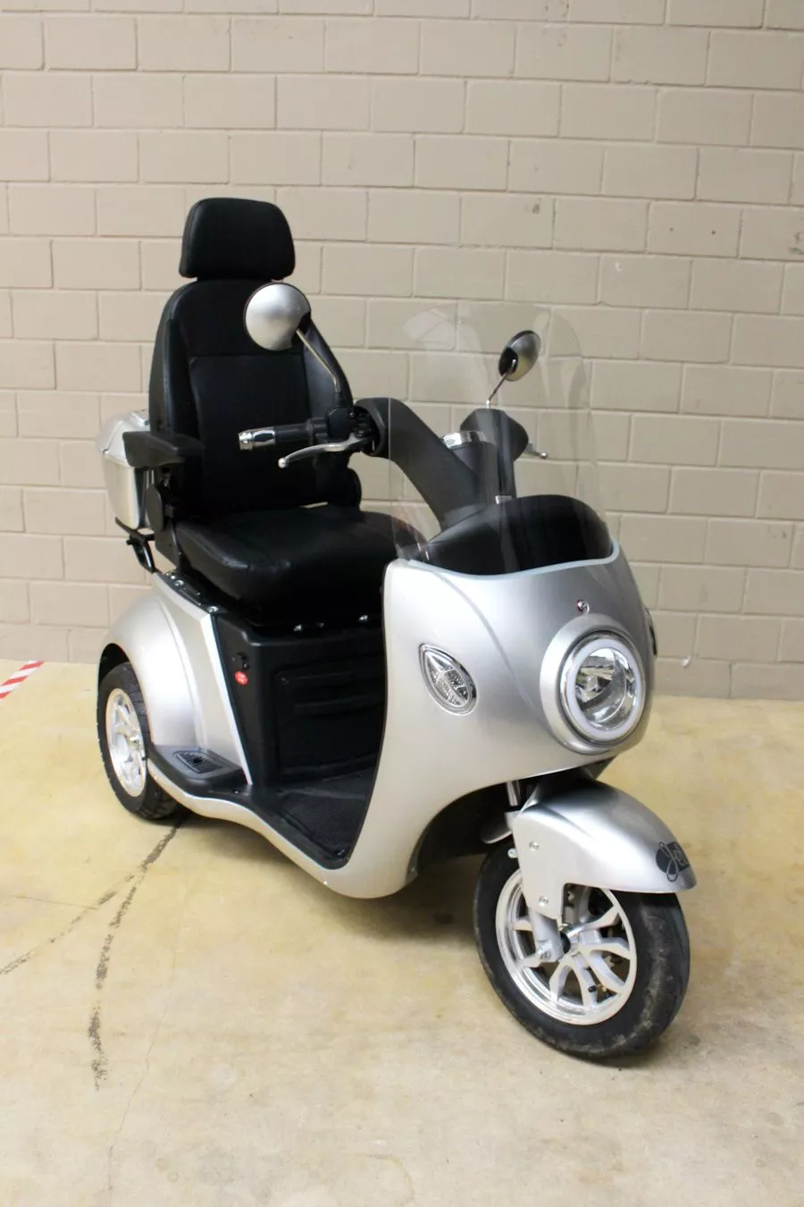 Occasion 3-Rad - Jet 303 (silber)